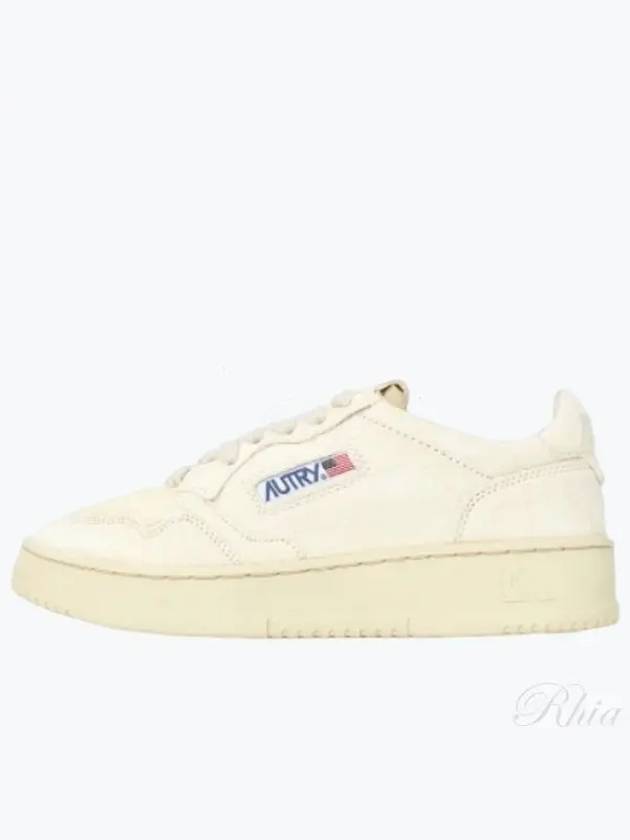 Medalist Pony Skin Low Top Sneakers White - AUTRY - BALAAN 2