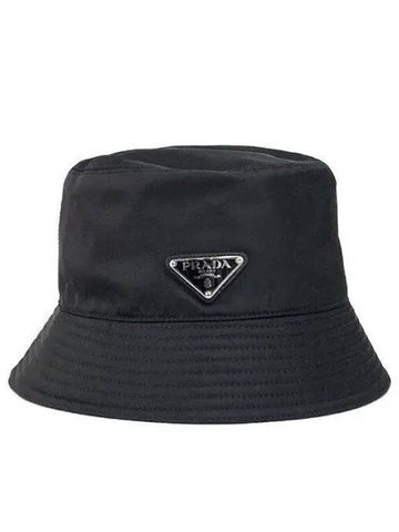 1HC137 2DMI Triangle Logo Nylon Bucket Hat Cap 2D 1066334 - PRADA - BALAAN 1