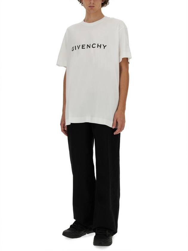 Logo Oversized Fit Cotton Short Sleeve T-Shirt White - GIVENCHY - BALAAN 3