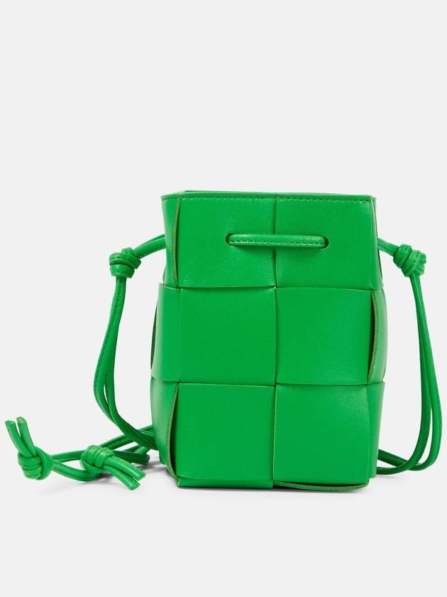 Intrecciato Cassette Small Bucket Bag Parakeet - BOTTEGA VENETA - BALAAN 5