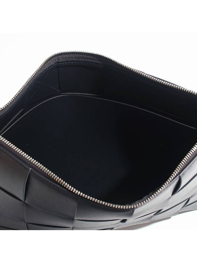 Intrecciato Strap Clutch Dark Navy - BOTTEGA VENETA - BALAAN 6