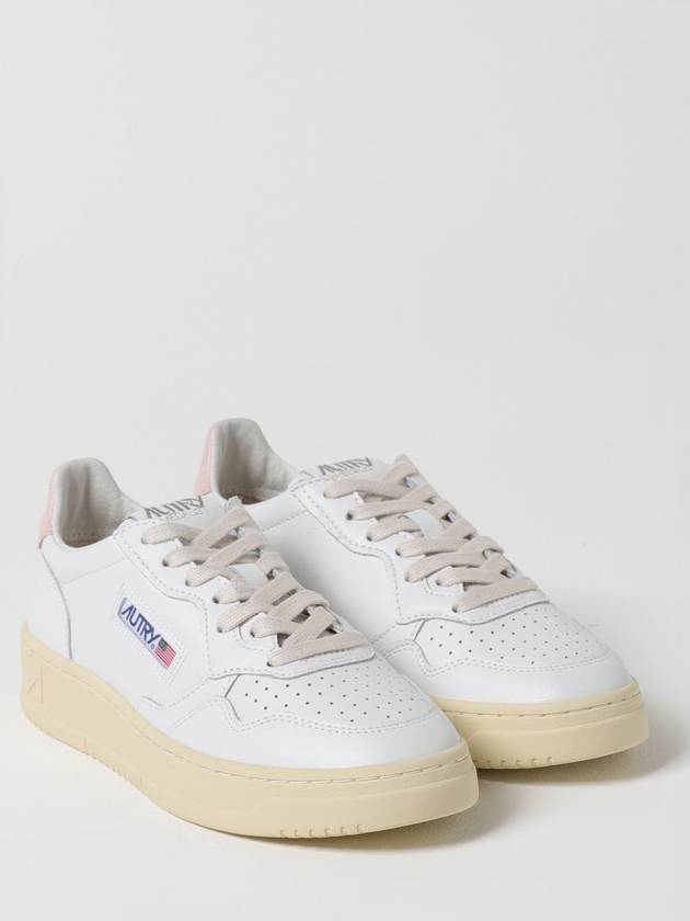 Medalist Pink Tab Leather Low Top Sneakers White - AUTRY - BALAAN 3