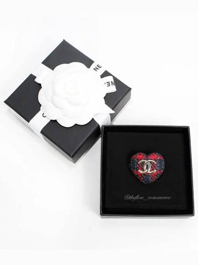 CC Logo Heart Check Tweed Brooch Red - CHANEL - BALAAN 2