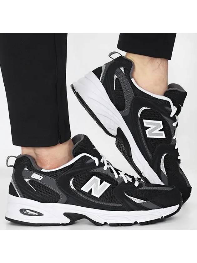 530 Classic Low Top Sneakers Black - NEW BALANCE - BALAAN 2