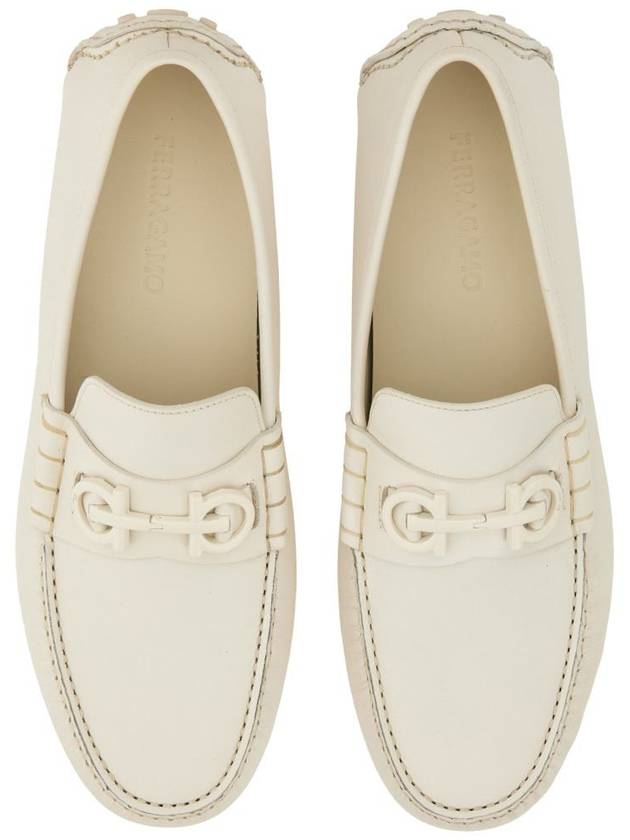 Salvatore Ferragamo Moccasin With Gancini Ornament - SALVATORE FERRAGAMO - BALAAN 5