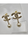 CC Metal Logo Pearl Earrings Gold - CHANEL - BALAAN 11