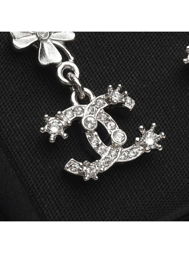 CC logo snowflake drop earrings silver - CHANEL - BALAAN 10