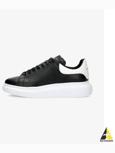 Oversized Leather Tab Low Top Sneakers Black - ALEXANDER MCQUEEN - BALAAN 2