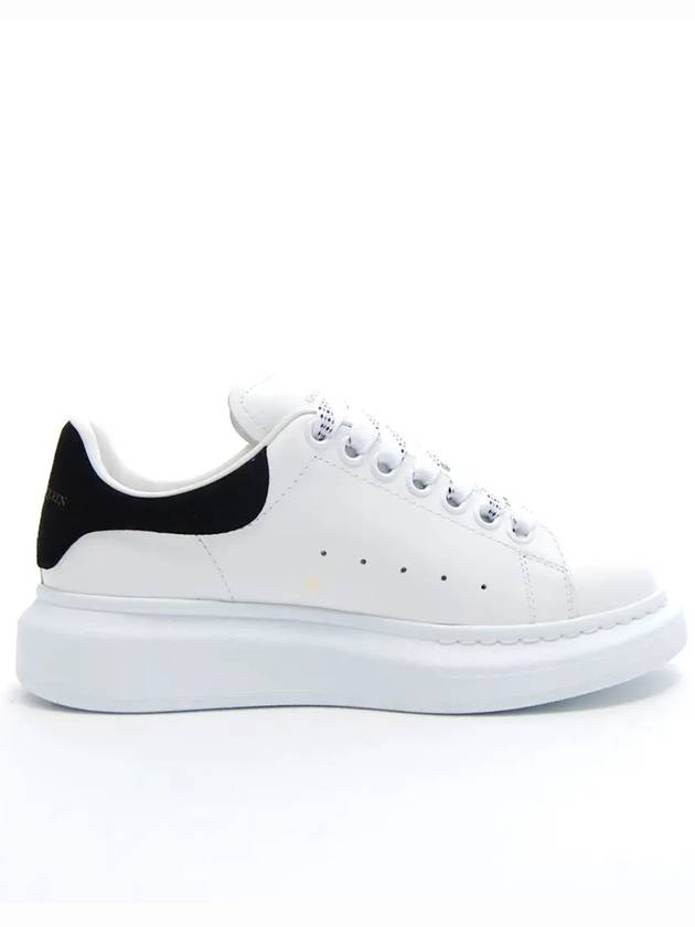 Oversized Leather Tab Low Top Sneakers White - ALEXANDER MCQUEEN - BALAAN 3