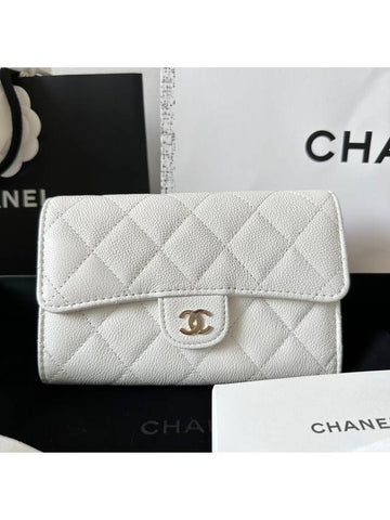 Classic medium wallet white leather gold shiny hardware gold caviar - CHANEL - BALAAN 1