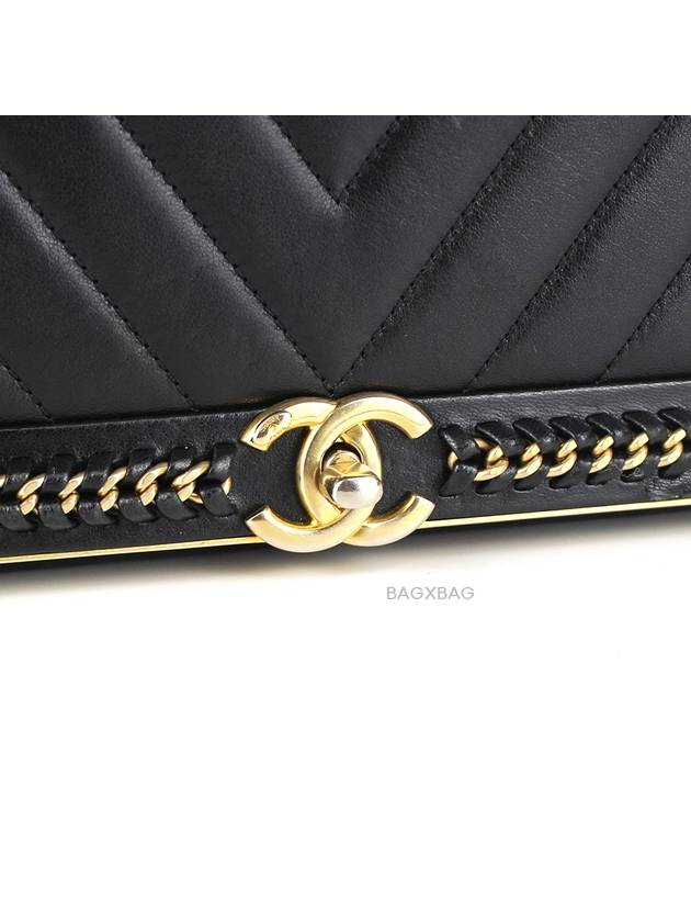 CH Season Chevron Tote Bag Black Gold CH42BG056 - CHANEL - BALAAN 5