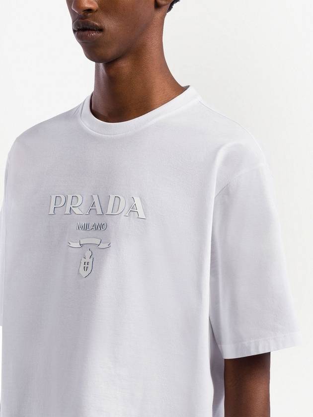 raised logo round-neck T-shirt - PRADA - BALAAN 4