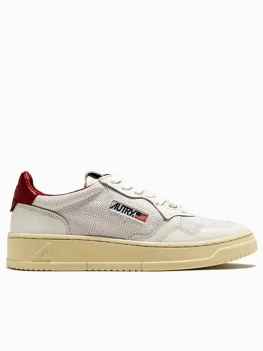 Women's Medalist Red Tab Leather Low Top Sneakers White - AUTRY - BALAAN 1