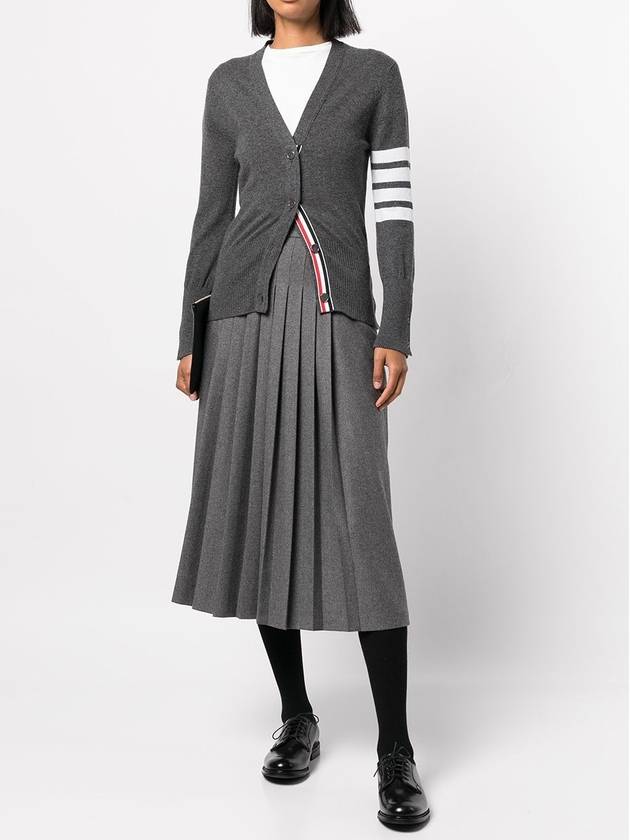 4-Bar V-Neck Cashmere Cardigan Grey - THOM BROWNE - BALAAN 3