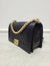 Used luxury goods Lewis It Black caviar vintage gold boy bag medium 30s - CHANEL - BALAAN 2