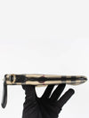 Heart Edition Cross Clutch Bag - BURBERRY - BALAAN 8