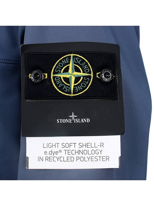 Light Soft Shell R E Dye Technology In Recycled Polyester Hooded Jacket Avio Blue - STONE ISLAND - BALAAN 7