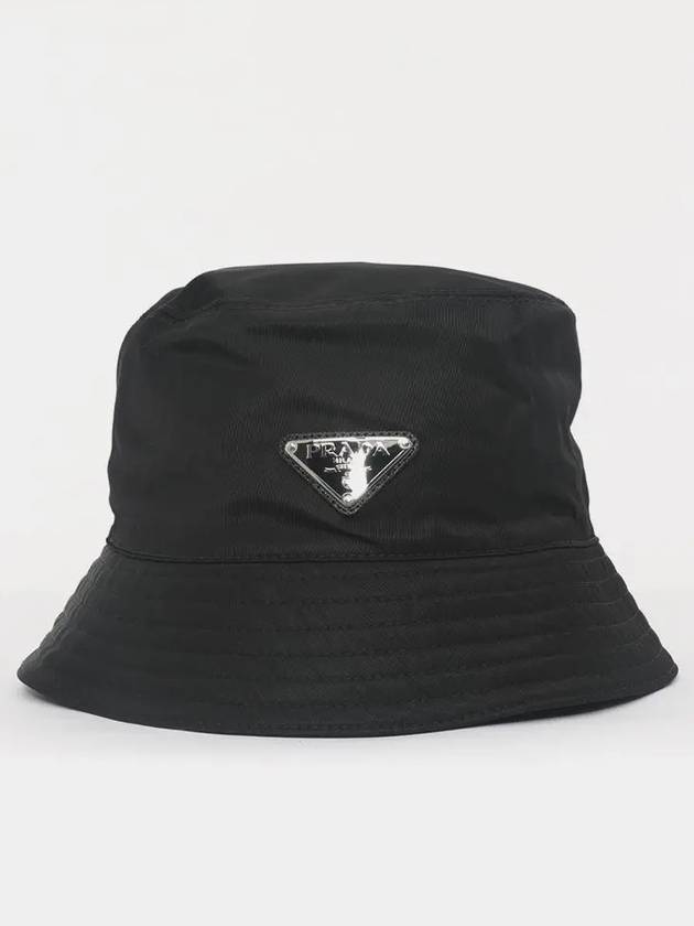 Re-Nylon Triangle Logo Bucket Hat Black - PRADA - BALAAN 3