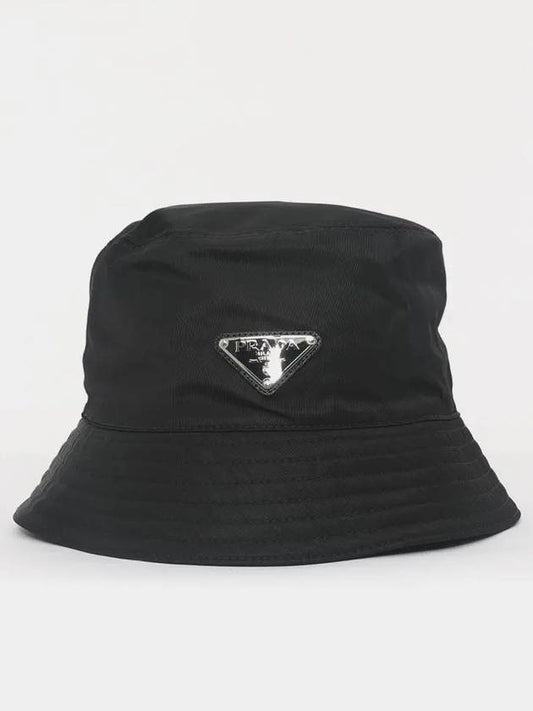 Re-Nylon Triangle Logo Bucket Hat Black - PRADA - BALAAN 2