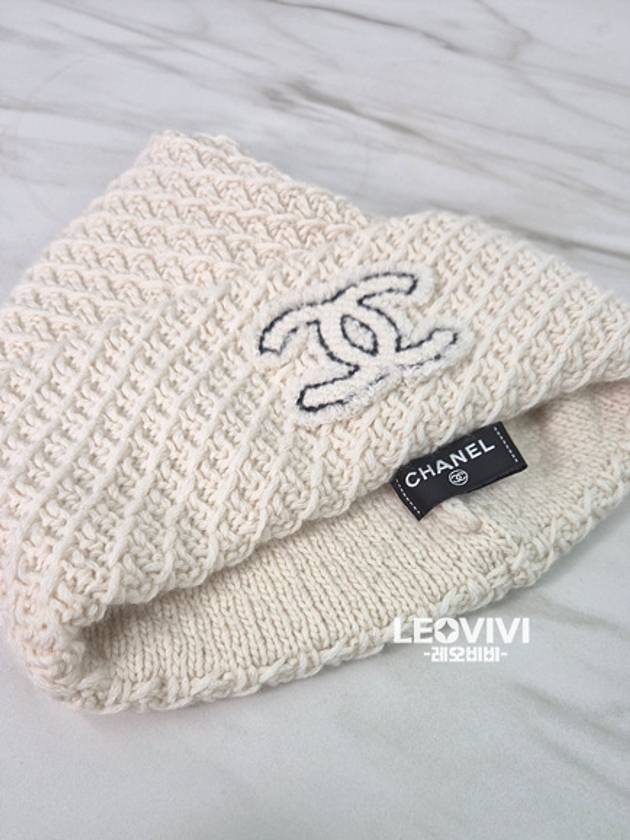 CC Logo Cashmere Beanie Cloche Winter Hat White Cream Ivory AAA201 - CHANEL - BALAAN 4