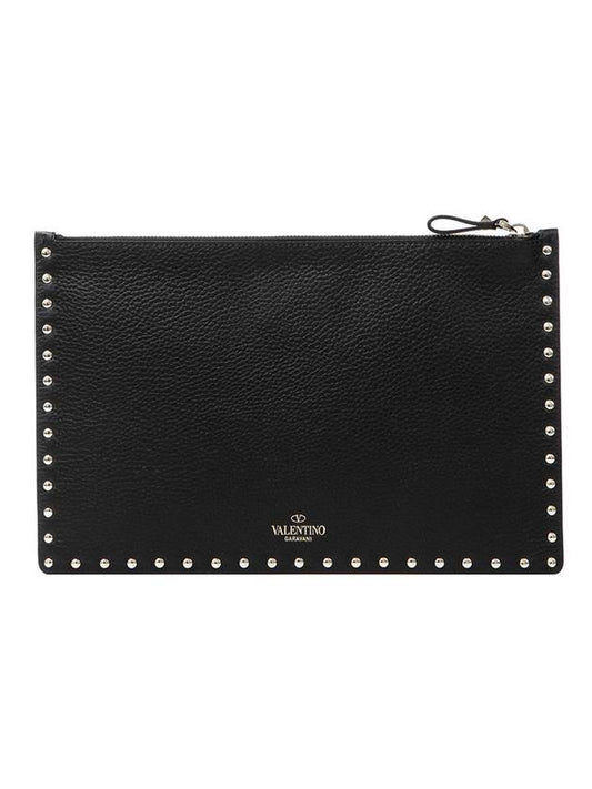 Rockstud Pebble Leather Clutch Bag Black - VALENTINO - BALAAN 1