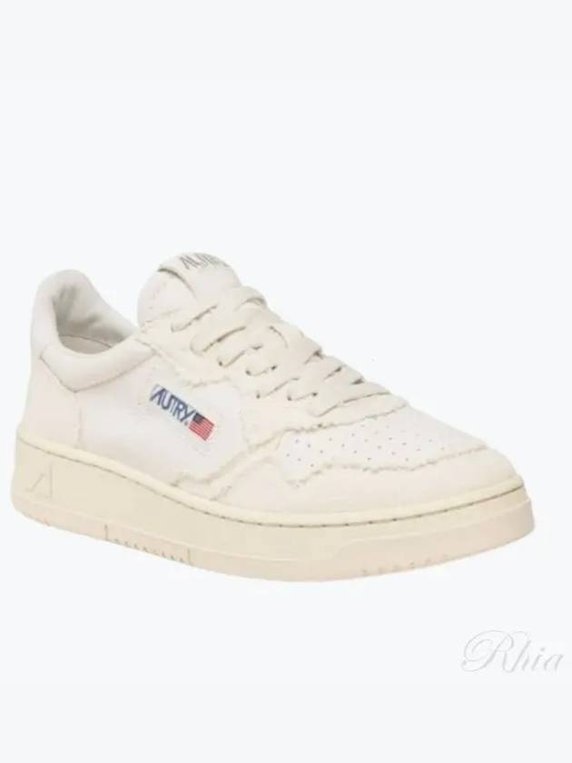 Medalist Low Top Sneakers Ivory - AUTRY - BALAAN 2