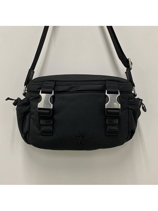 De Coeur Messenger Bag Black - AMI - BALAAN 4