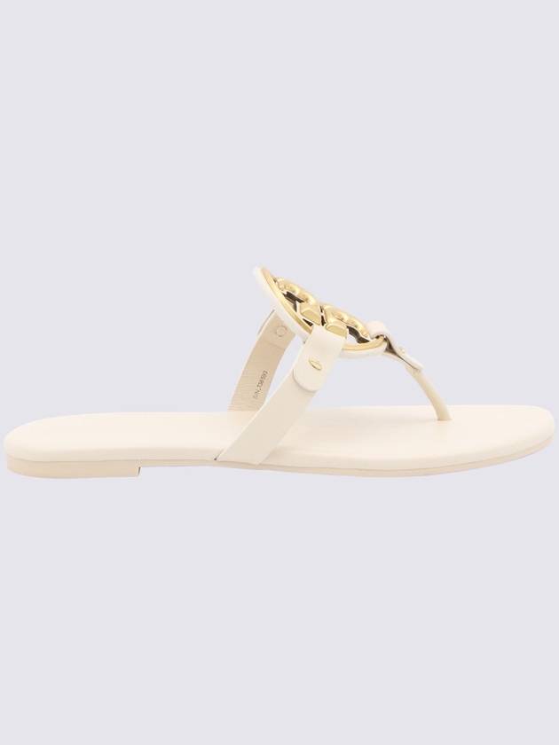 Women's Metal Miller Soft Flip Flops White - TORY BURCH - BALAAN 6