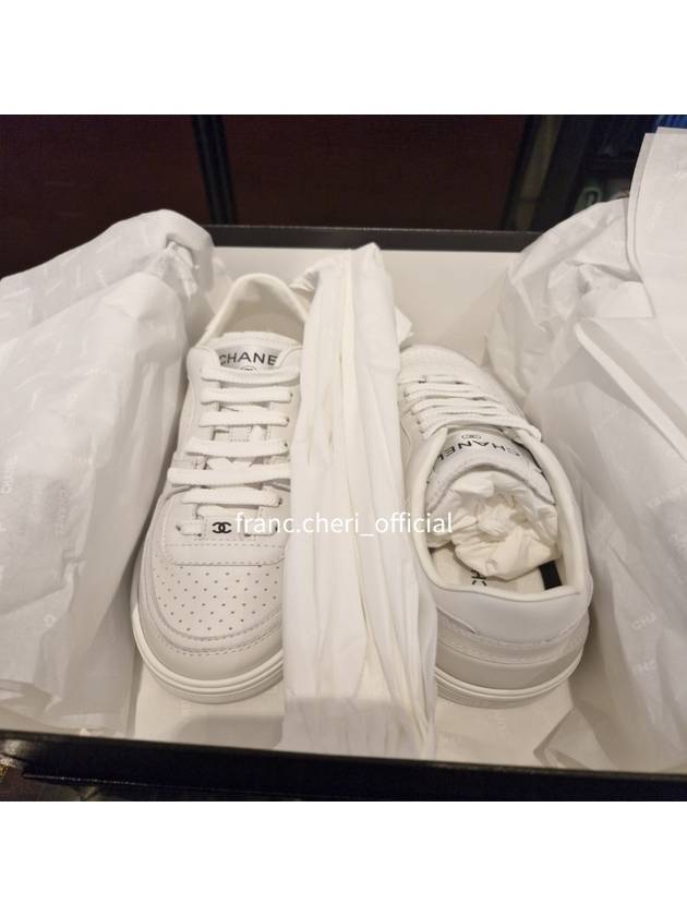 CC Logo Calfskin Low Top Sneakers White - CHANEL - BALAAN 4