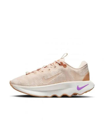 Motiva Low Top Sneakers Guava Ice - NIKE - BALAAN 1