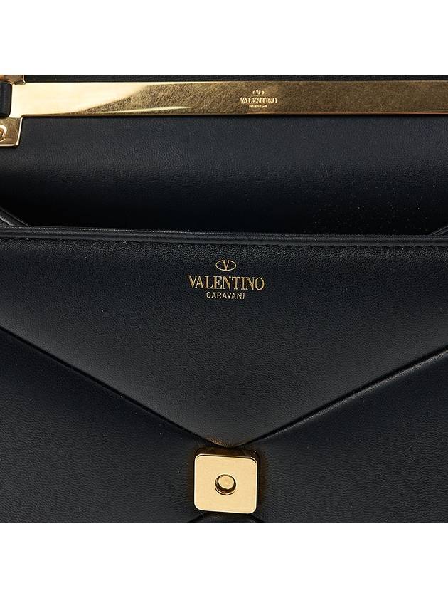 Women's One-Stud Small Cross Bag Black - VALENTINO - BALAAN 11