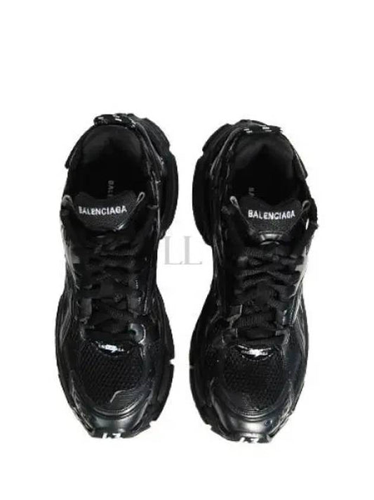 Runner Low Top Sneakers Black - BALENCIAGA - BALAAN 2