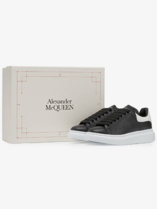 Oversole Low Top Sneakers Black - ALEXANDER MCQUEEN - BALAAN 8