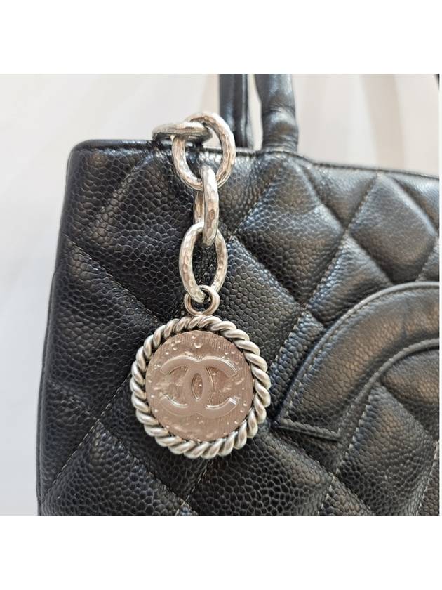 Caviar Coin Silver Tote Bag - CHANEL - BALAAN 7