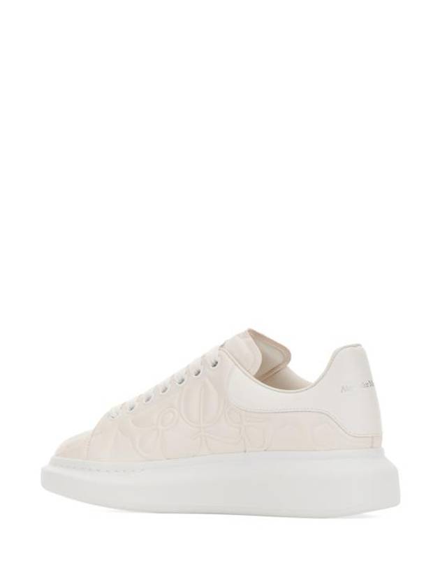 Debossed Logo Low-Top Sneakers White - ALEXANDER MCQUEEN - BALAAN 4