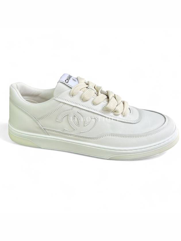 CC logo calfskin sneakers all white - CHANEL - BALAAN 2