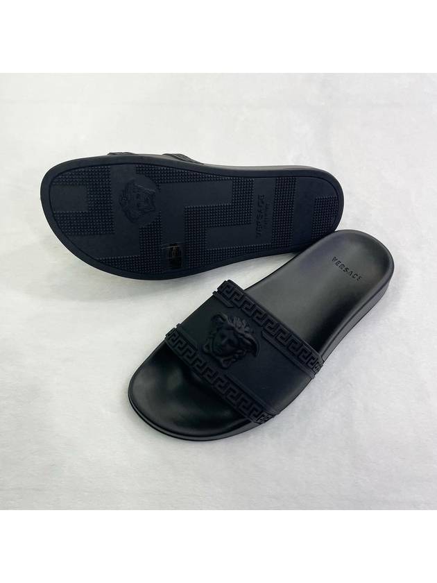 Greca Medusa Embossed Rubber Slippers Black - VERSACE - BALAAN 5