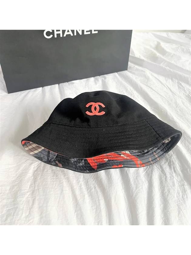 CC Logo Reversible Bucket Hat Black - CHANEL - BALAAN 4