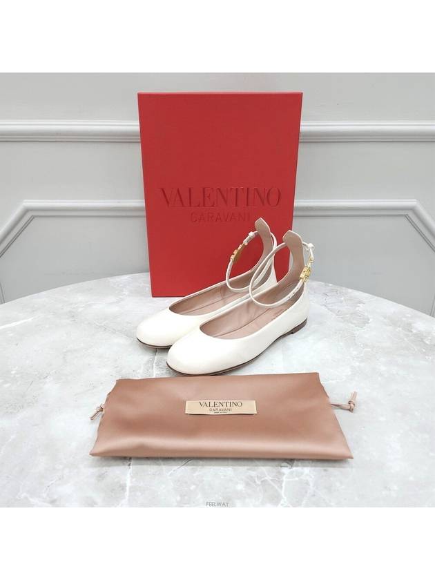 Lux You 36 Garavani enamel flat shoes - VALENTINO - BALAAN 6