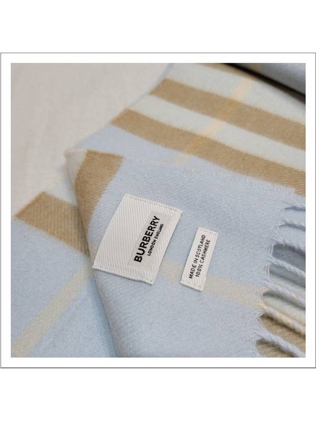 Classic Check Cashmere Scarf Blue - BURBERRY - BALAAN 2