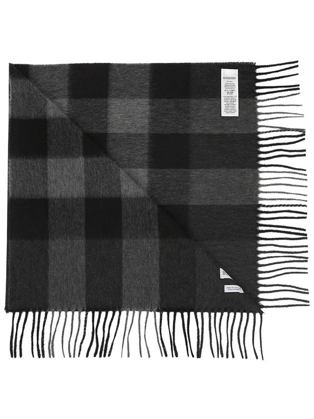 Iconic Check Cashmere Scarf Grey - BURBERRY - BALAAN 4