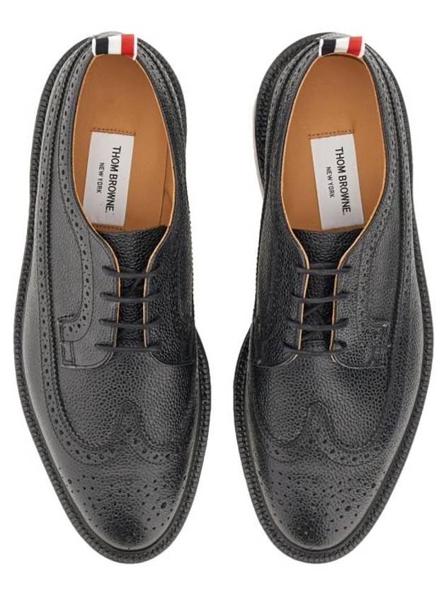 Men's Three Stripes Tab Pebble Grain Long Wing Sole Brogue Black - THOM BROWNE - BALAAN 4