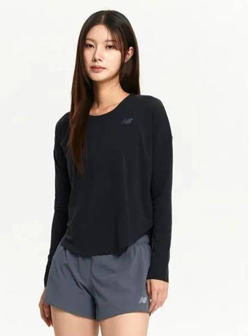 NBNDE4P152 WOMEN Relaxed long sleeve t shirt BLACK - NEW BALANCE - BALAAN 1