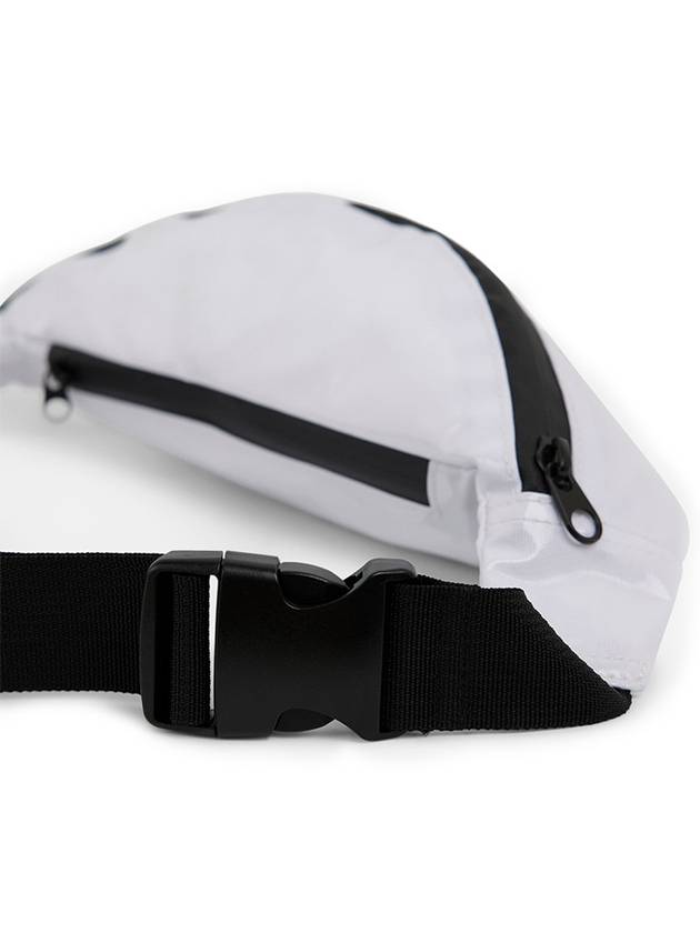 Dan Waist Bag AMAC08342 - J.LINDEBERG - BALAAN 3