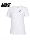 Women's Sportswear Club Essentials Logo Crew Neck Short Sleeve T-Shirt White - NIKE - BALAAN 2