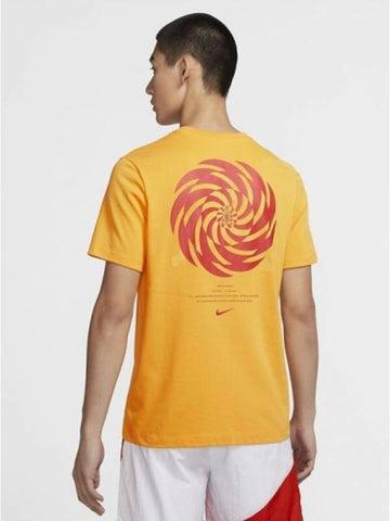 01CV1062739KyrieLogo TshirtGold Orange - NIKE - BALAAN 1