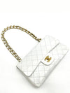 Lambskin classic medium shoulder bag - CHANEL - BALAAN 8