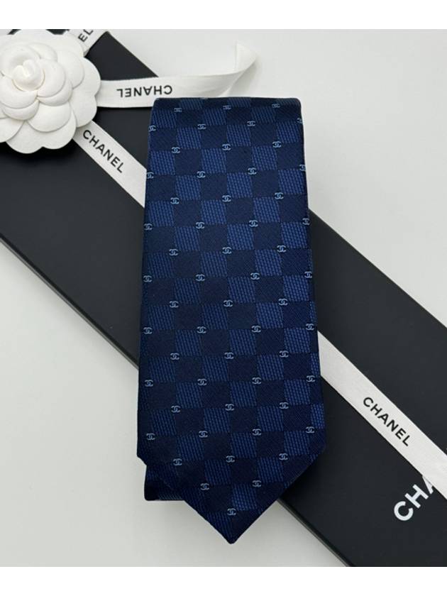 CC Logo Silk Tie Navy - CHANEL - BALAAN 2