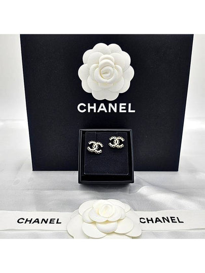 Earrings CC logo pearl stud ABE184 - CHANEL - BALAAN 2