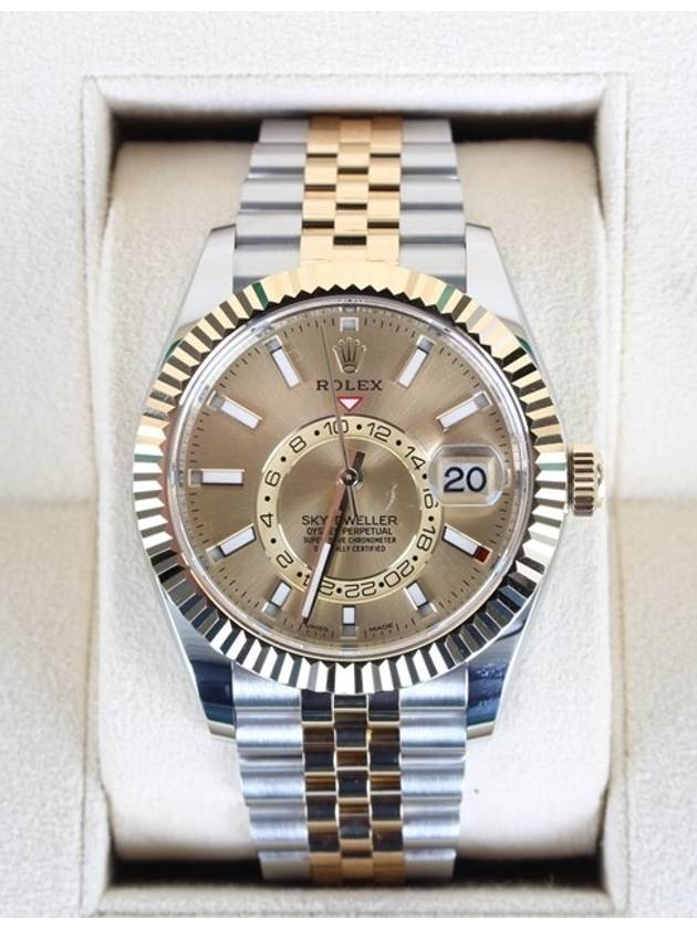 Rolex Skydweller Jubilee Champagne Edition 22 Years Old - ROLEX - BALAAN 3